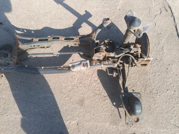 OEM Wrakowisko-18690- Hinterachsträger Set image 4