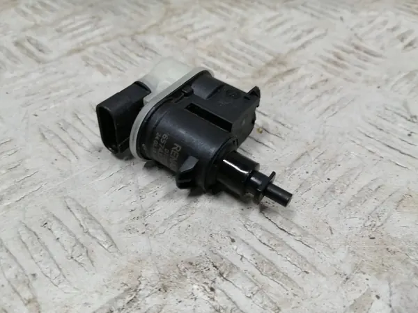 OEM 657412776R Atuador de válvula Renault - Usado image 2