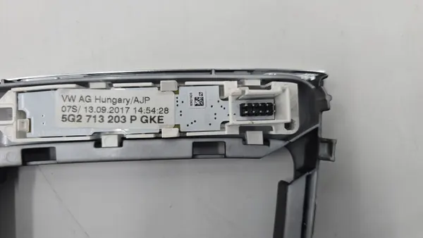 Pommeau de levier OEM 5G2713203P pour Volkswagen Golf VII image 3