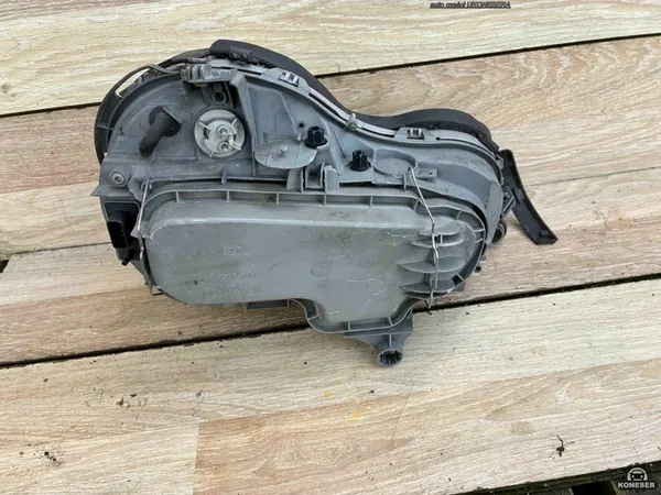 Linker voorlamp Mercedes W210 Lift Xenon image 2