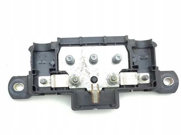 Alfa Romeo Giulia Pyrotechnisch Relais 2019 00505496320 image 4