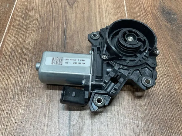 Deurcheck OEM 4F0837059A - Achterzijde Porsche Audi VW image 3