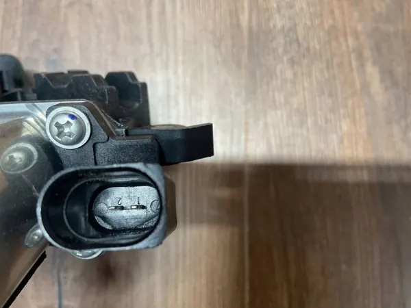 Deurcheck OEM 4F0837059A - Achterzijde Porsche Audi VW image 5