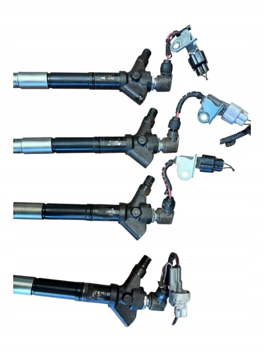 Inyector OEM 23670-26020 para Toyota D4D D-CAT image 3