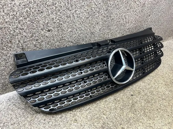 Framgrill kylarram Chrome Mercedes W639 Vito Viano OEM image 3