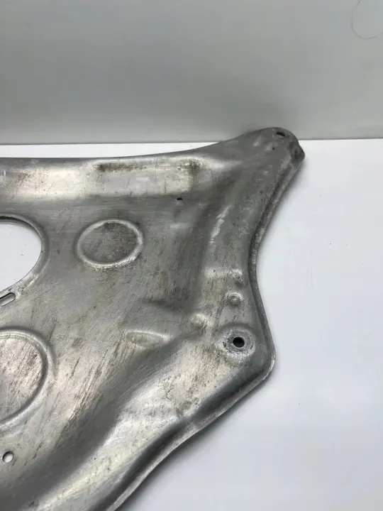 BMW Moottorikansi OEM 6762782 7-sarja 4.0L Diesel image 9