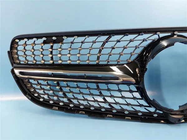 Mercedes GLC 253 W253 Grill A2538880100 DIAMOND 2015- image 4