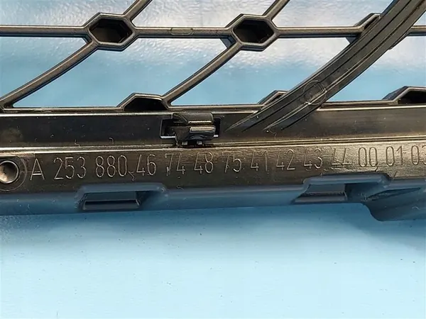 Mercedes GLC 253 W253 Grill A2538880100 DIAMOND 2015- image 8