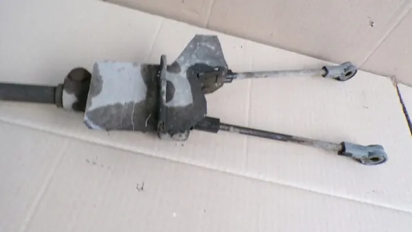 Selector de marchas Golf IV OEM 1J0711025G - Usado image 5