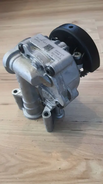 Lamborghini Oliepomp OEM 02P115103A voor Urus/Audi image 2