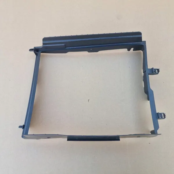 OEM 165526425R SCS Lufteinlassabdeckung für Dacia Sandero image 2