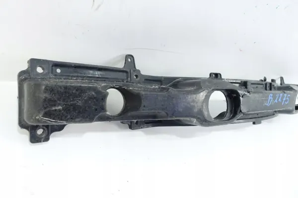 Takapuskurin palkki OEM 86631-2Y000 Hyundai IX35 image 7