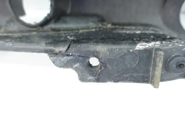 Takapuskurin palkki OEM 86631-2Y000 Hyundai IX35 image 9