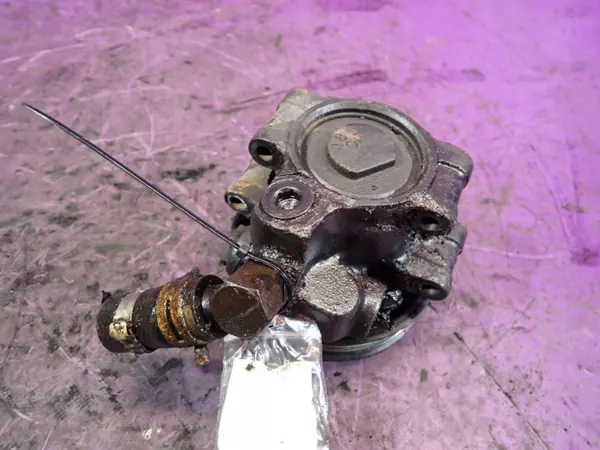 Pompe de direction OEM 4AD2703 Ford - Occasion image 4