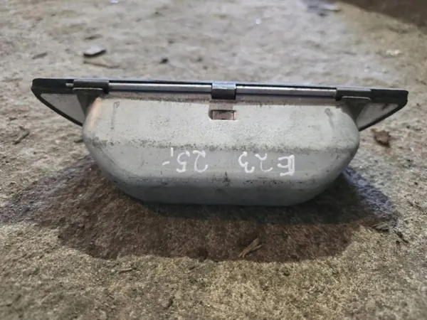 Askkopp BMW 7-serie E38 OEM 1846522 - Begagnad image 3