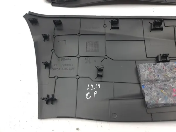OEM 9825205580 Keskustunneliosat Peugeot 2008:lle image 4