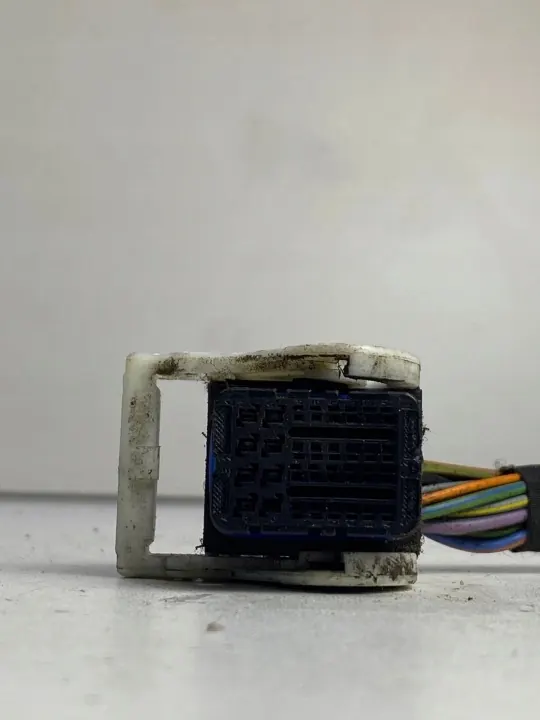 Conector ECU motor OEM 9665066480 para Peugeot Boxer III image 3