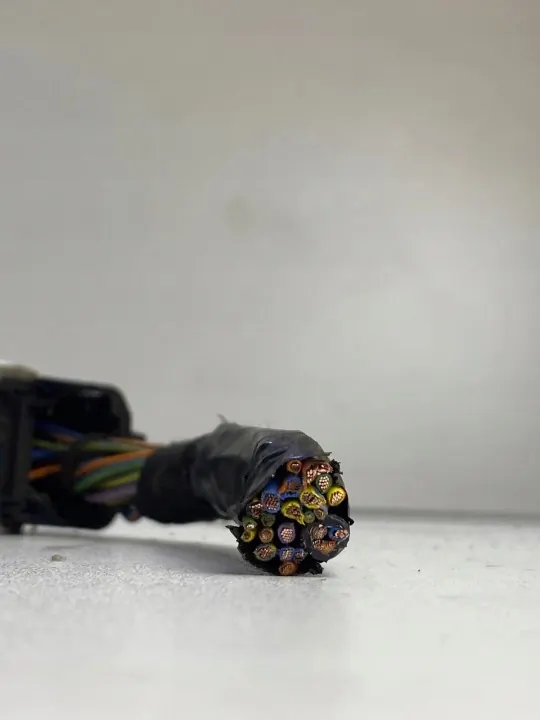 Conector ECU motor OEM 9665066480 para Peugeot Boxer III image 4