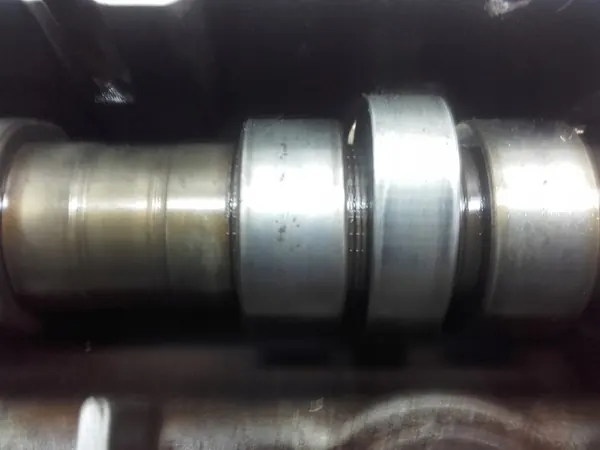 VW POLO 9n 1.4 FSI Ventilock 03C103475 image 2