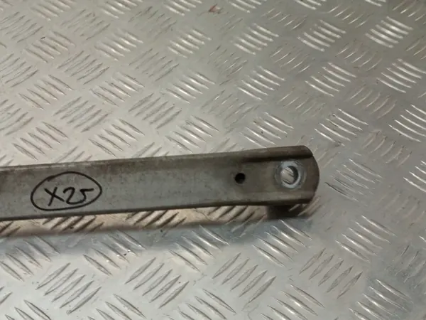Barra estabilizadora traseira esquerda BMW U06 X1 U11 OEM 9466227 image 6
