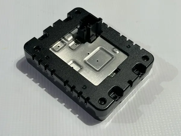 Chargeur sans fil OEM 68487355AB pour Chrysler Pacifica 2021+ image 4