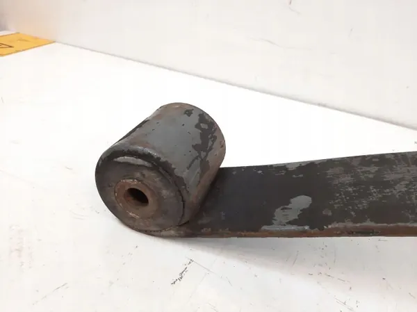 Nissan NV400 Hinterfeder OEM MAM18184 - Gebraucht image 3