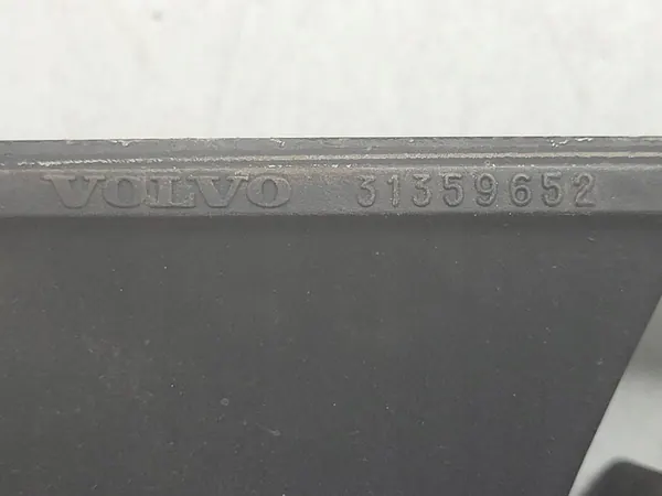 Moottorin kiinnitys 2.0 D Volvo V40 II image 8