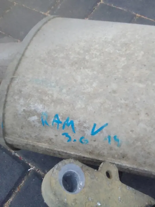 Dodge Ram V 19- Äänenvaimenninputki OEM 10882D 3.6B image 6
