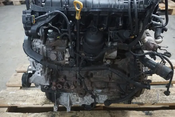 KIA CEED II I30 1.6CRDI D4FB Injektori 2013 image 8