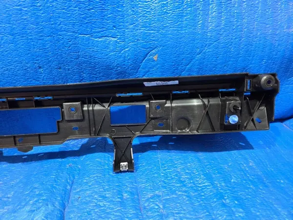 Deslizamento de para-choque traseiro Renault Kangoo III image 6