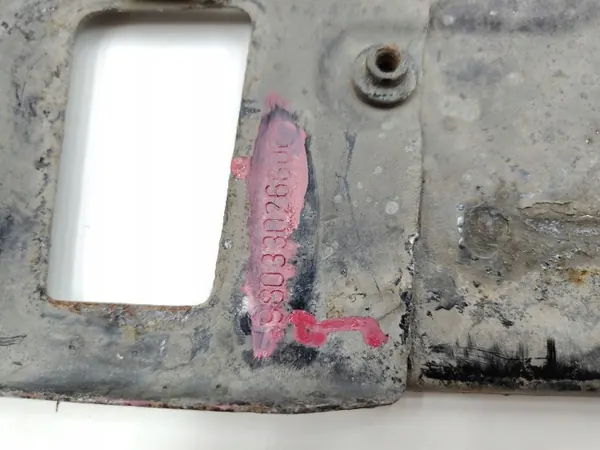 Peugeot 308 T9 Kylarfäste OEM 980330268000 image 5