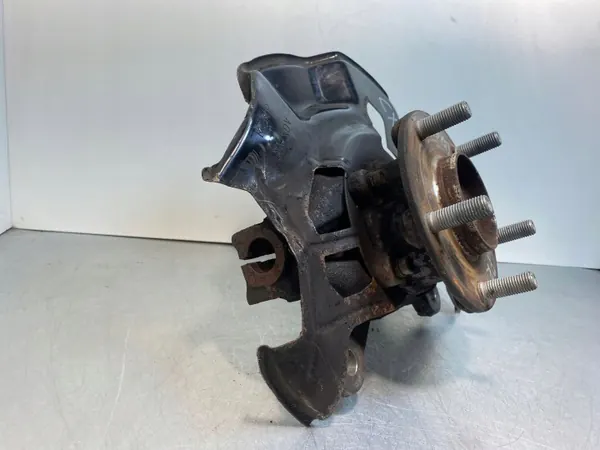Mazda OE Vorderradnabe OEM FBZ23858 - Gebraucht image 3