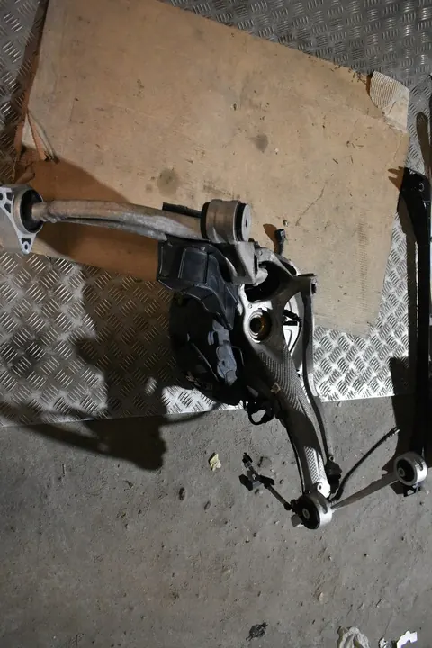 Sospensione Anteriore Sinistra Porsche Panamera 971 image 4