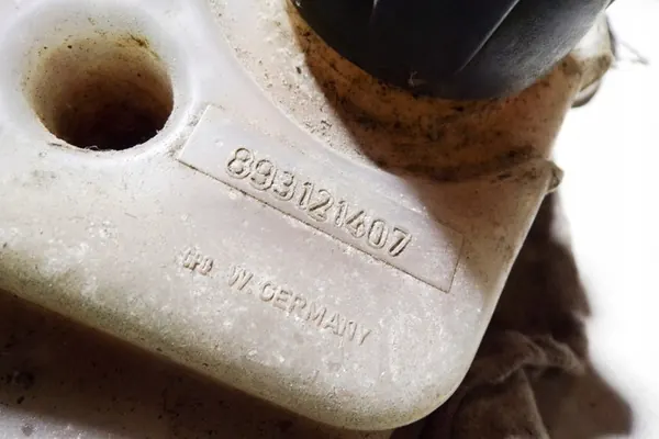 Expansionsbehållare AUDI 80 1.8L bensin image 3