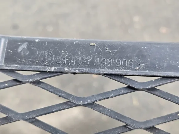 Griglia paraurti anteriore sinistra destra BMW E90 E91 LIFT image 2