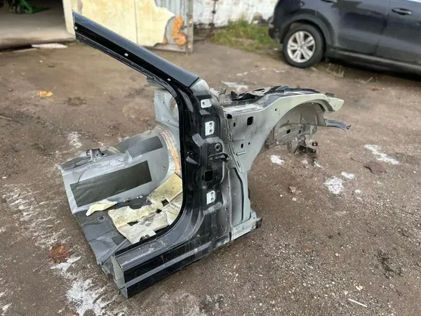 Painel lateral dianteiro direito MASERATI GHIBLI 2014 image 9