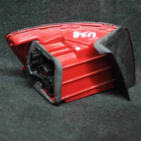 Luz trasera derecha VW JETTA MK6 5C6945096D 2012 image 2