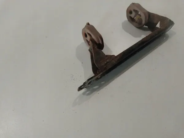 Volkswagen OE 1K0253144 Support d'échappement d'occasion image 4
