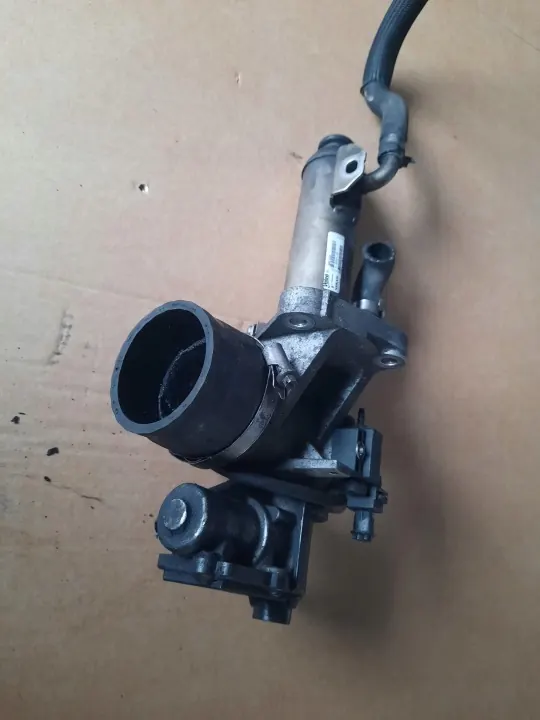 Gebruikte EGR-klep OEM 30745863 voor Volvo S60 2.4 TD image 2