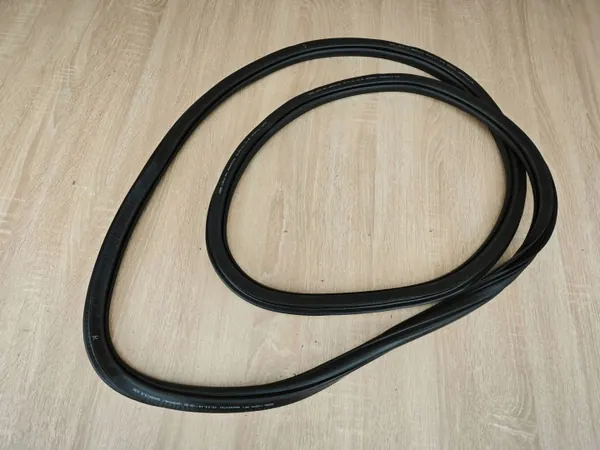 OEM 8W0831721 Türdichtung vorne für Audi A4 B9 image 2
