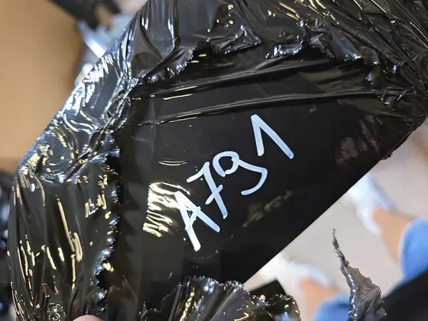 Luz trasera izquierda Renault Clio IV Hatchback image 3