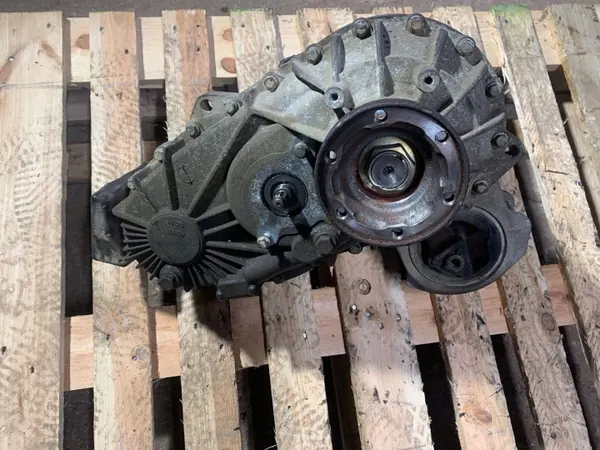 Land Rover Getriebereduzierer OEM 4455475 für Range Rover image 5
