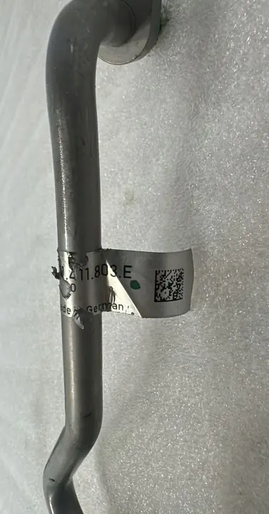Porsche Taycan etu vasen hydrauliikkaputki OEM 9J1411803E image 6