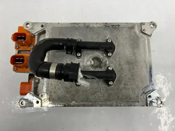 Estación de carga inversor OEM 5QE915685C para Cupra image 2