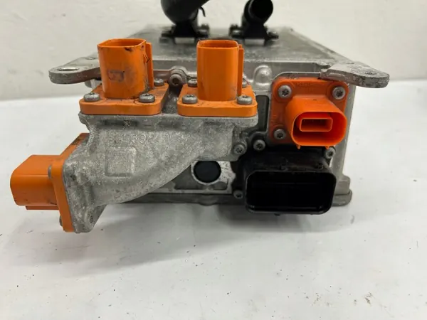 Estación de carga inversor OEM 5QE915685C para Cupra image 3