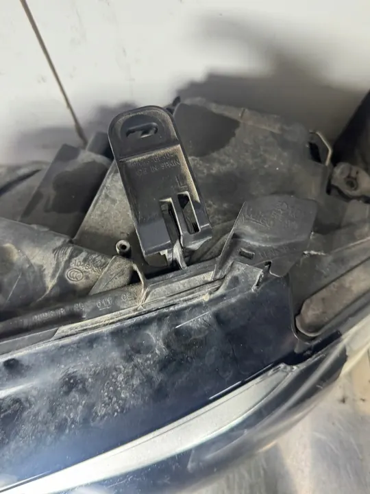 Faros Xenón Izquierdo Audi A5 8T OEM 8T0941029AL image 2