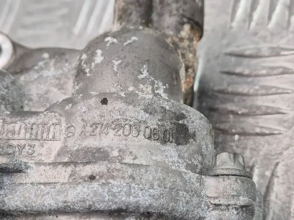 Waterpomp Mercedes E250 CGI W212 A2742000601 image 5