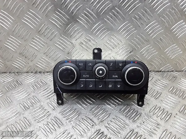 Nissan Qashqai AC-besturingsmodule OEM 27500BR57B image 2