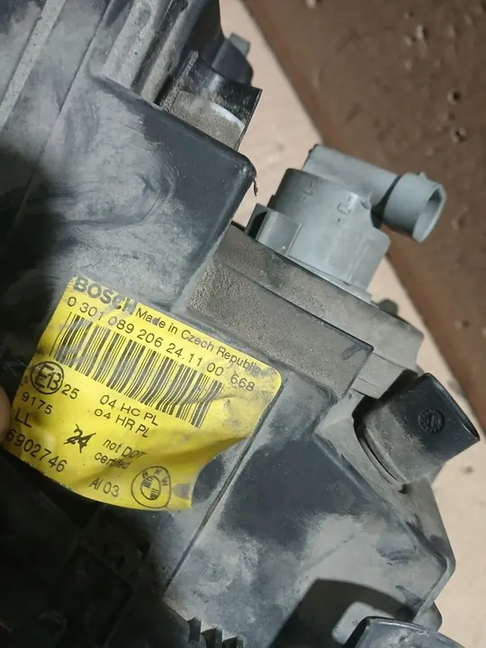 Farol Dianteiro Direito BMW 3 E46 image 3