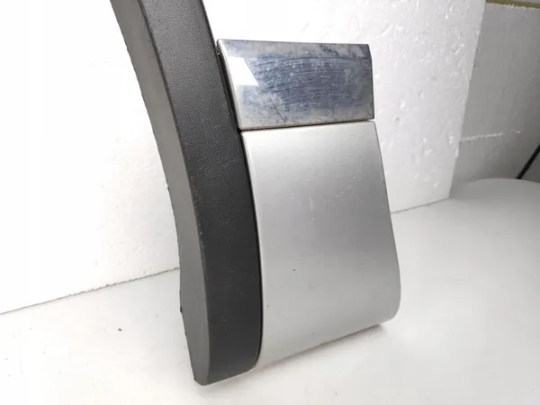 VW Touareg II R-Line Vasemman Etupuskimen Verhoilu 7P6853717G image 9